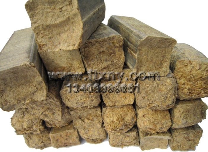 稻殼壓塊機生產(chǎn)塊狀燃料 稻殼壓塊機生產(chǎn)塊狀燃料